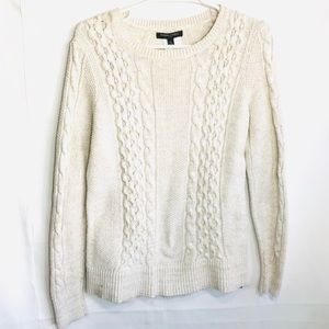 Banana Republic knitted cream sweater Size M